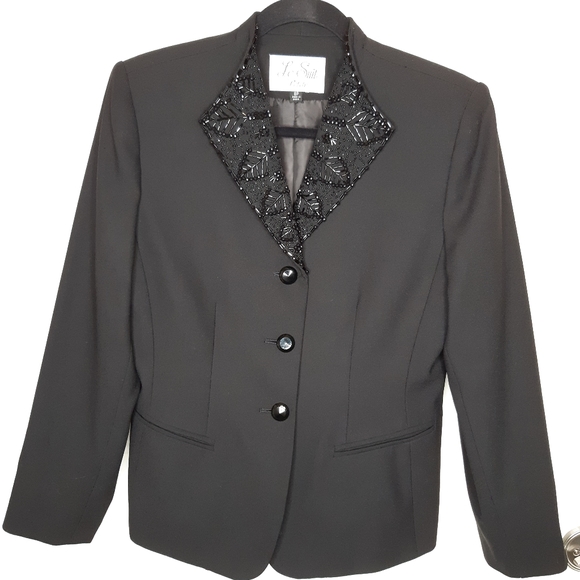 Le Suit Petite Black Beaded Lapel Jacket Size: 8P - Picture 1 of 5
